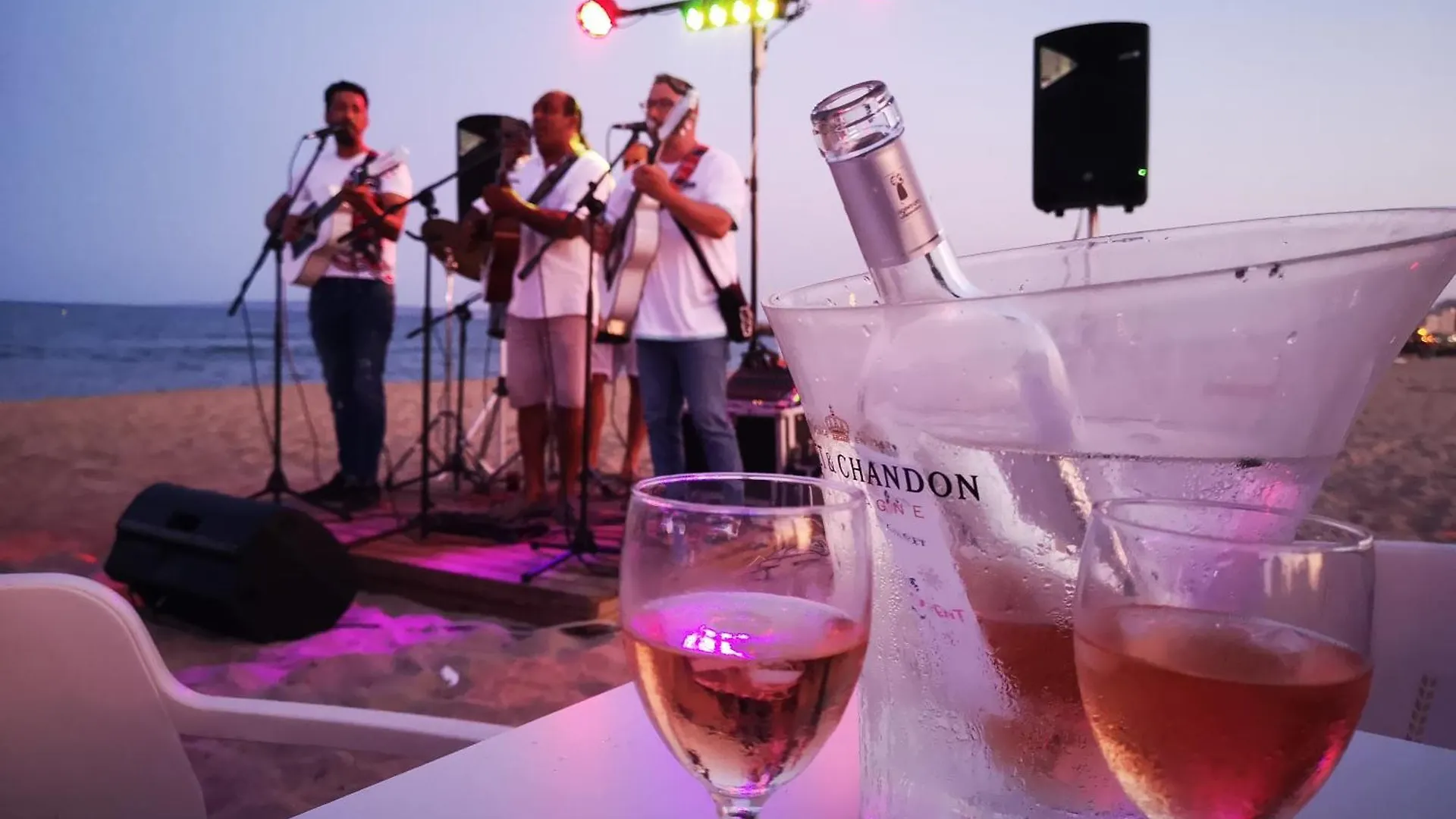 Leon Inmo Villa Flamenco- 10044 Empuriabrava